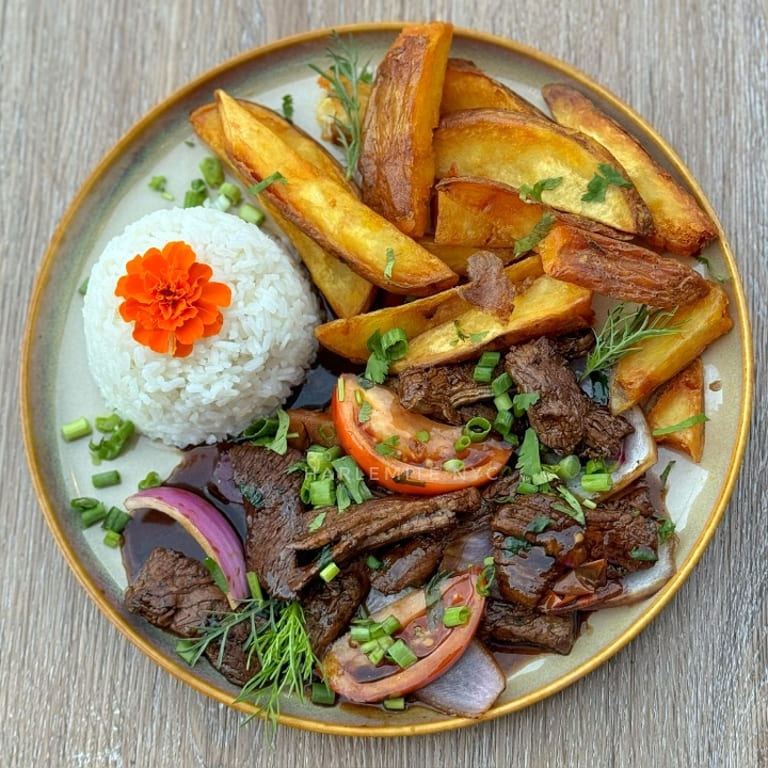 Savor Your Lunch with Us